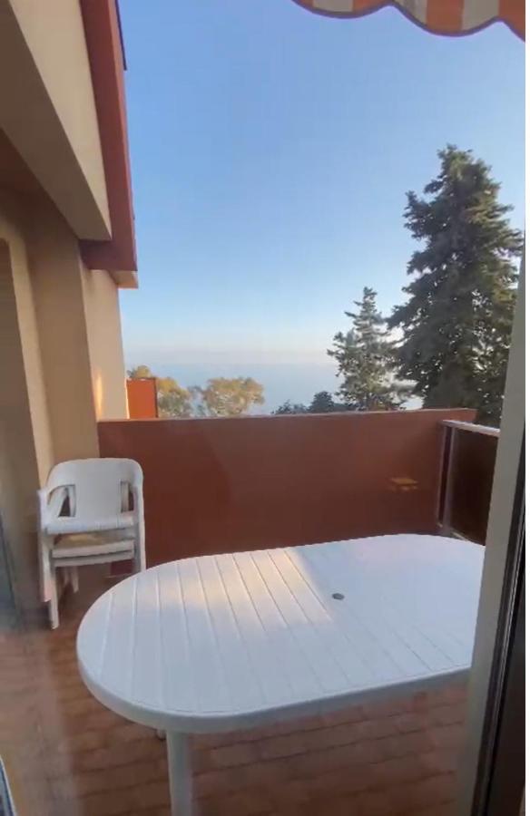 Residence "Le Golfe Bleu" Roquebrune-Cap-Martin Exterior photo
